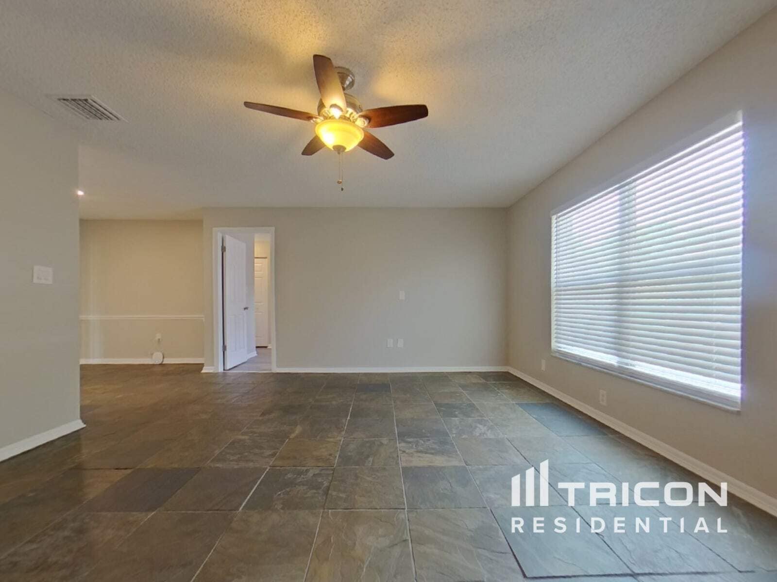 Building Photo - 405 Citadel Dr