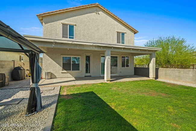 Building Photo - 17809 W Country Club Terrace
