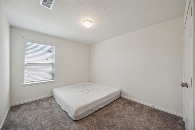 Building Photo - 25535 Cartington Ln