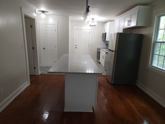 Kitchen Island - 1107 W 40th St