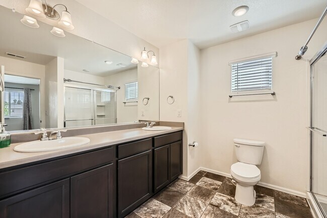 Building Photo - 11791 Lovegrass Dr