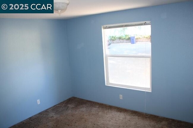 Building Photo - 5266 Sunset Dr