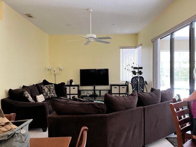 Building Photo - Annual Rental