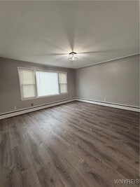 Building Photo - 3422 Raymond Dr