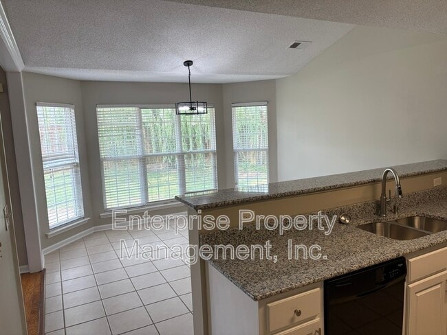 Building Photo - 11556 Milton Meadows Dr