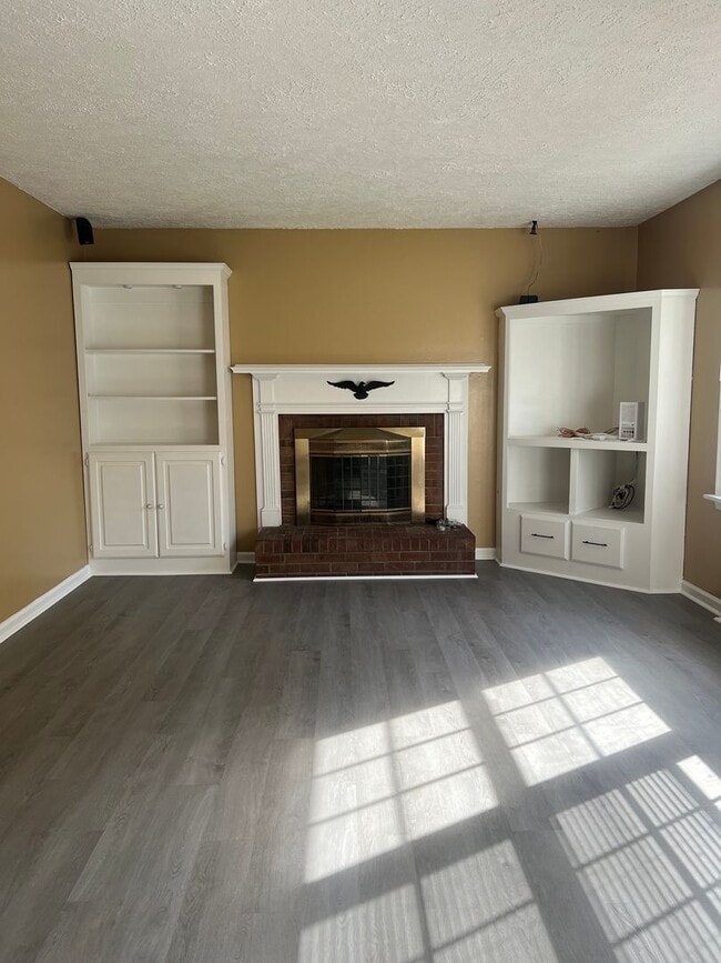 Building Photo - 848 Catalina Dr
