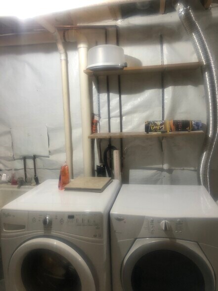 Building Photo - 7946 Brightmeadow Ct