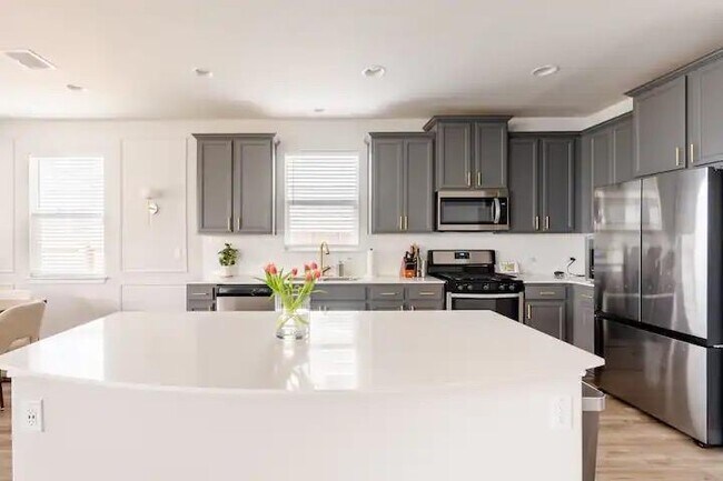 Building Photo - 6403 Arden Fls Dr