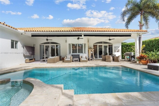 Building Photo - 7302 SW 122 Ct