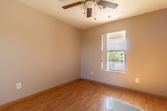 Building Photo - 8566 E Desert Ln