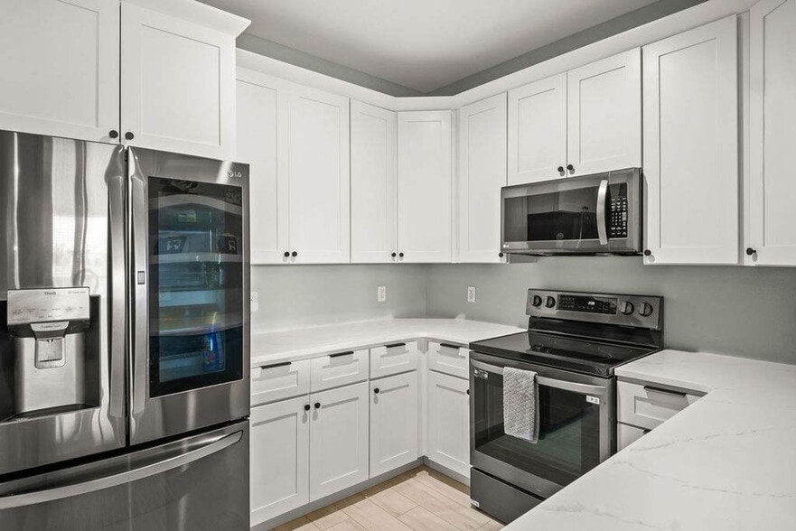 Building Photo - 15406 Gun Cay Ct