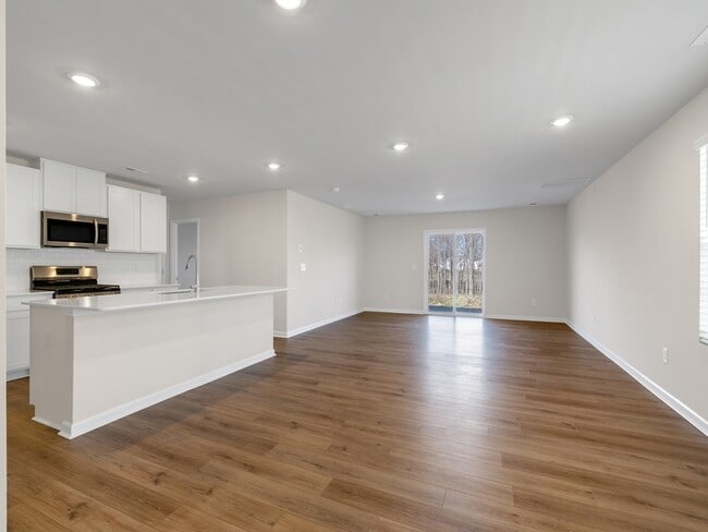 Building Photo - 140 Clairvale Ct