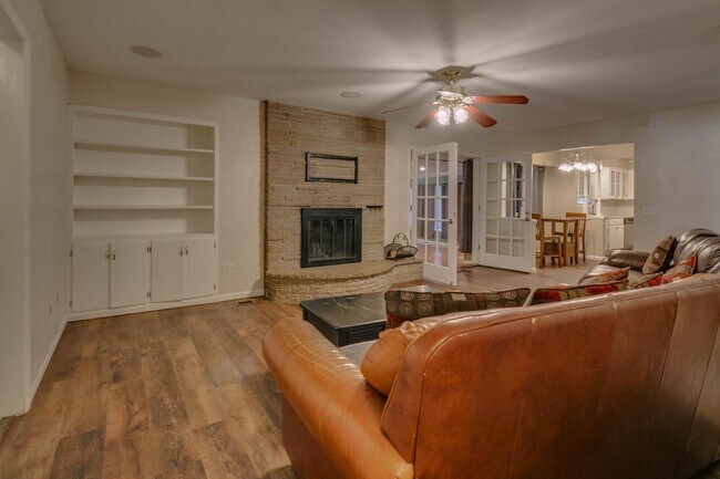 Building Photo - 4060 NW 60th St