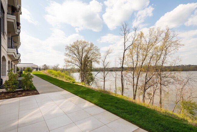Building Photo - Lakefront Condo at Revery Point