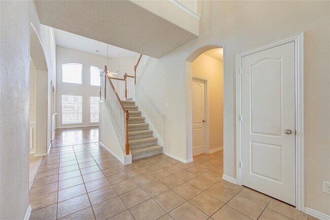 Building Photo - 18306 Wendy Glinn Way