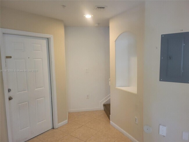 Building Photo - 11102 NW 83rd St
