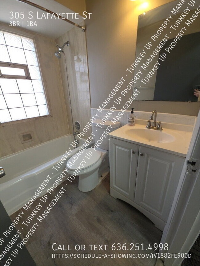 Building Photo - 305 S Lafayette St