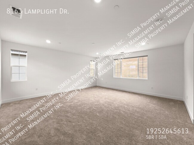 Building Photo - 8163 Lamplight Dr