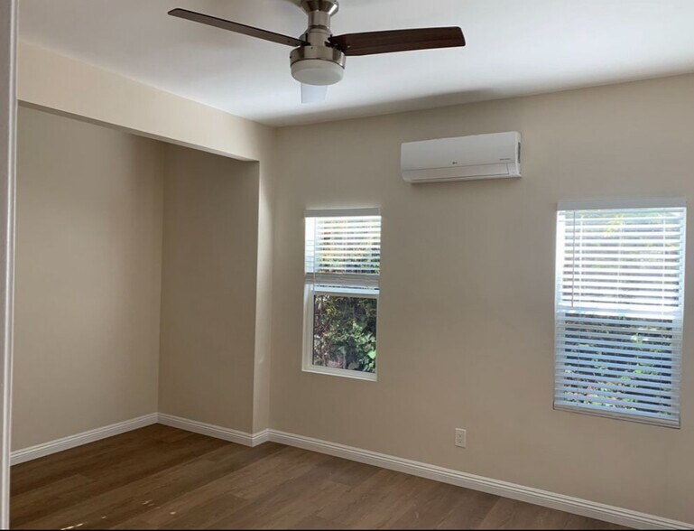 Building Photo - 5117 W 21st St