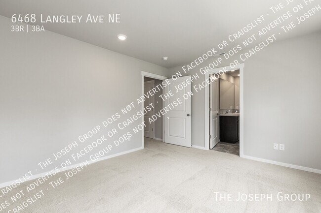 Building Photo - 6468 Langley Ave NE