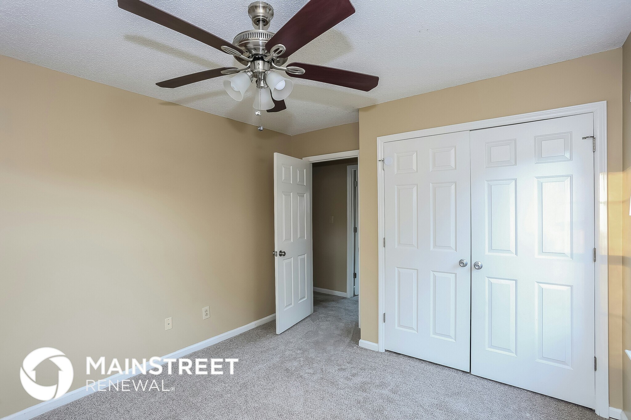 Building Photo - 4905 Farmview Dr