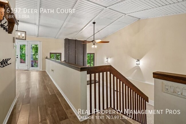 Building Photo - 6197 Deer Path Ct