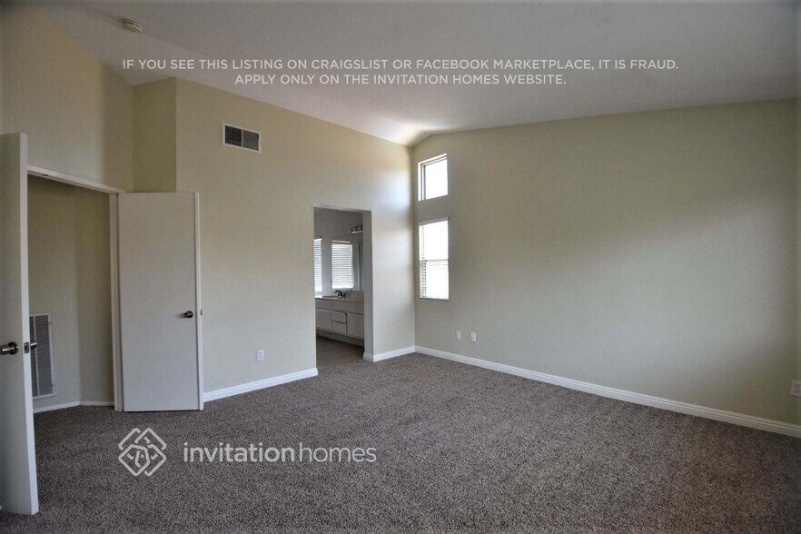 Building Photo - 44500 Overland Ave