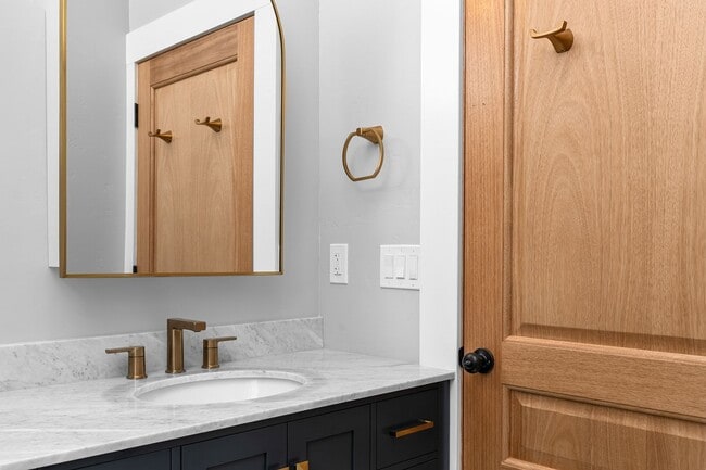 Building Photo - Luxury New Build | Walk to Downtown | Granite, Cherry Wood & High-End Finishes | Whole Home Water...