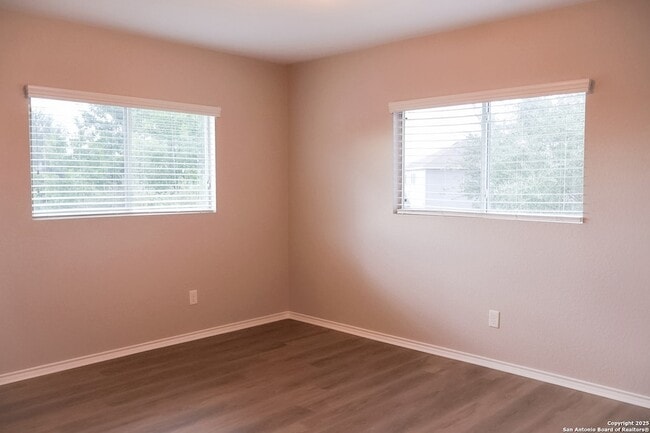 Building Photo - 3632 Double Diamond