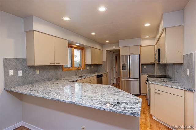 Building Photo - 541 Monroe St