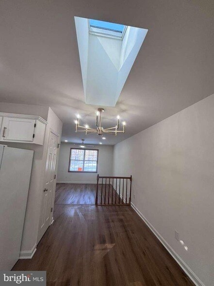 Building Photo - 10056 Carters Ln