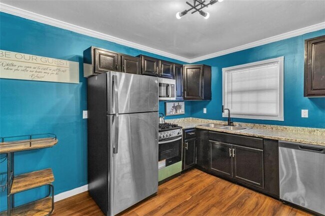 Building Photo - 2958 Holcomb Ct