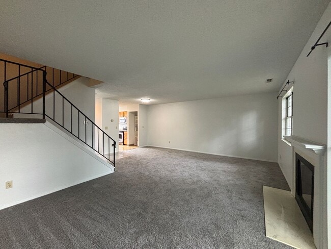 Building Photo - Large 2-story townhome with finished basement & 1-car garage!