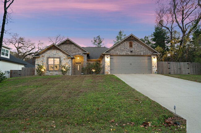 Building Photo - Coming Soon! Stunning 3 Bedroom 2 Bath Rental Near Lake Palestine! Bullard ISD!