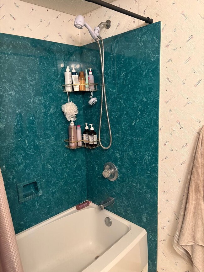 Building Photo - Charming 2 Bedroom in Niceville!