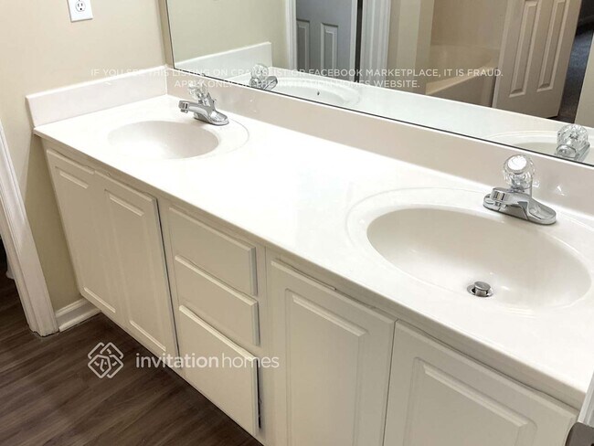 Building Photo - 72 Cross Ridge Dr