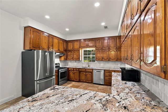 Building Photo - 1205 Shannon Ln