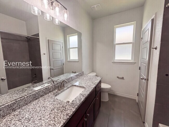 Building Photo - 854 Freedom Cir