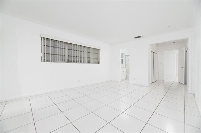 Building Photo - 3716 Polk St