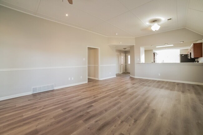 Building Photo - 7413 Tack Cove