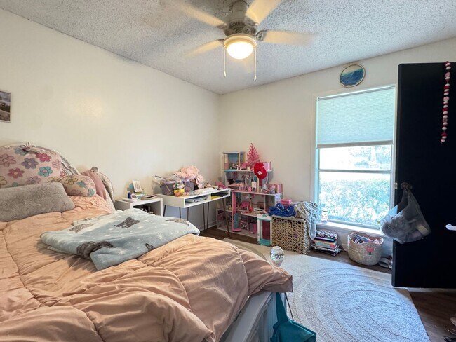 Building Photo - 3 Bed, 2 Bath Home in Ruston
