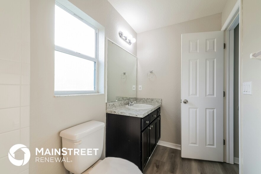 Building Photo - 1040 Condor Dr