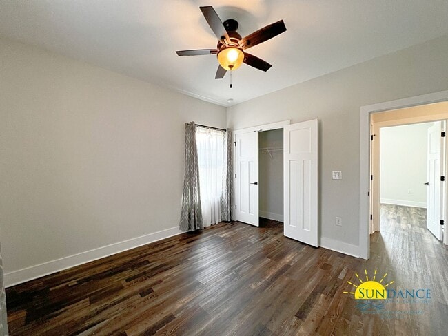 Building Photo - Stunning 3 Bedroom Home in North Crestview!