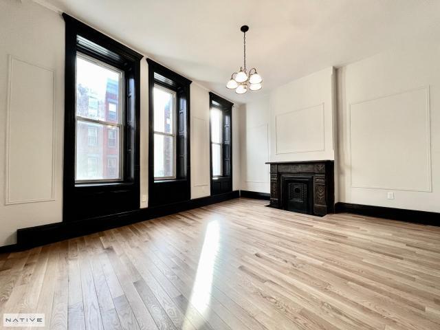 Primary Photo - 3 bedroom in BROOKLYN NY 11222