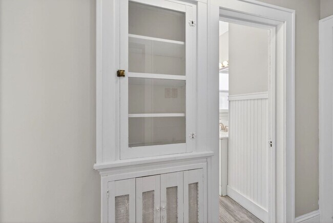 Building Photo - 93 Homestead Ave