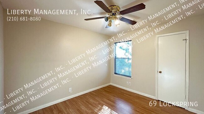 Building Photo - 69 Lockspring-