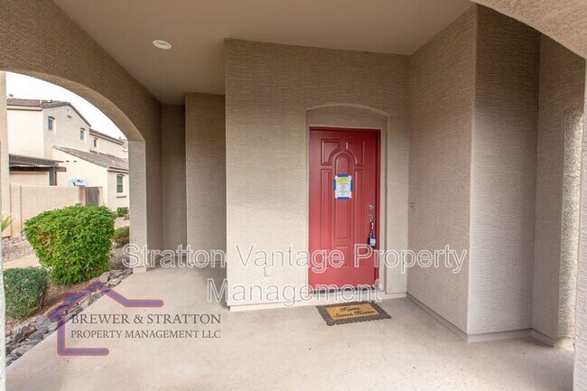 Building Photo - 2554 E Megan St