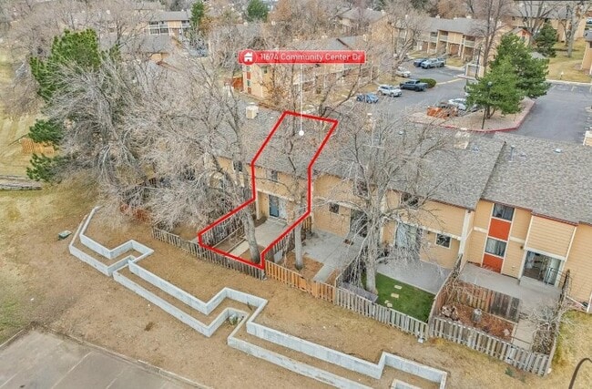 Building Photo - 11674 Community Center Dr