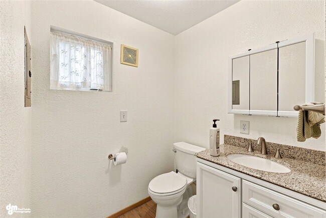 Building Photo - 6830 E Toller Ct