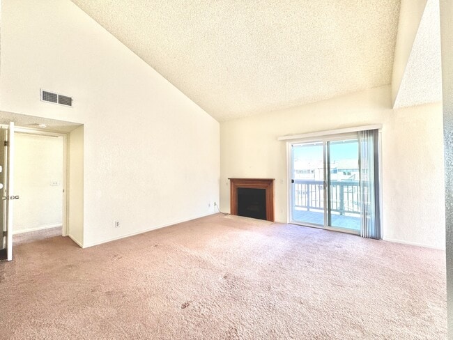 Building Photo - 3371 Baywood Terrace